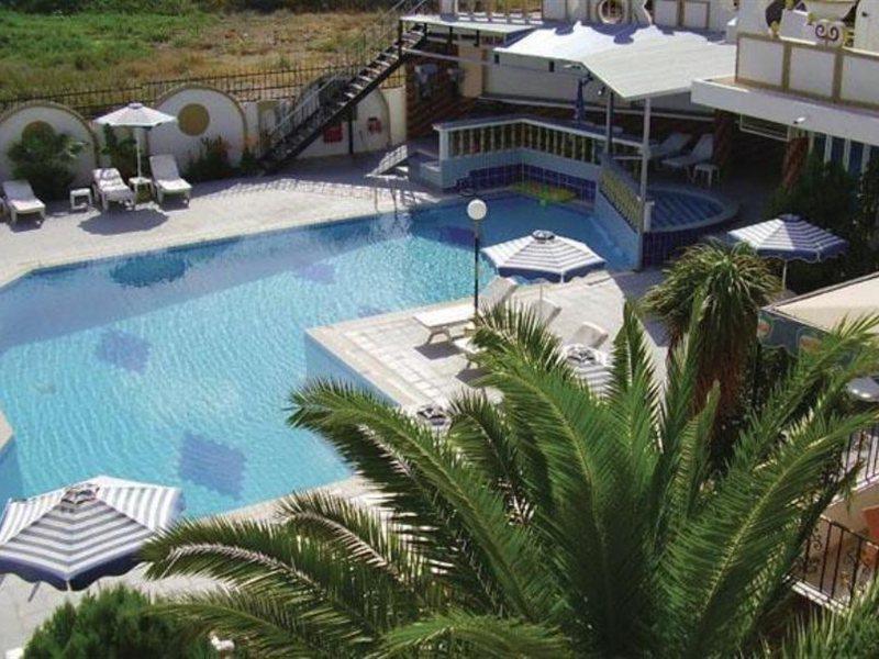 Grecian Fantasia Resort Фаліракі Екстер'єр фото